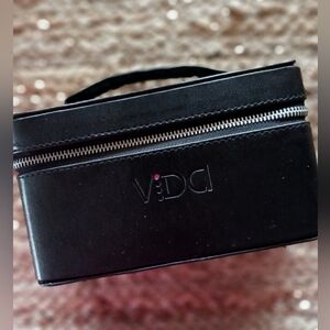 Vida Cosmetic Case